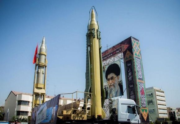 İran'dan Türkiye Dahil Üç Ülkeye Tehdit: Üsleri Vururuz