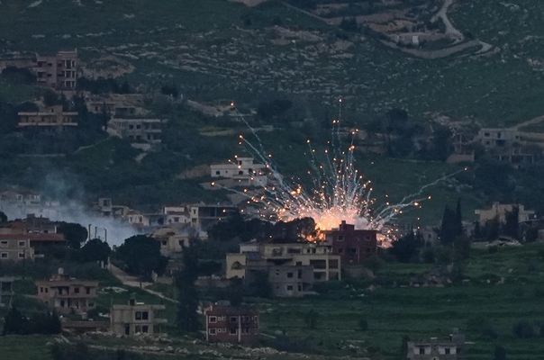 Lübnan'da Sözde Ateşkes Görüşmeleri: Güneyde Yıkım ve İşgal!