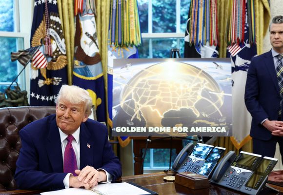 Trump Grönland'ı Neden İstediğini Açıkladı: Hayati Öneme Sahip