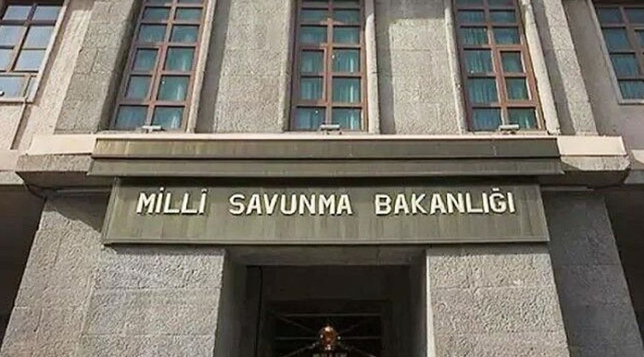 MSB Açıkladı: İran'dan Ateşlenen 3. Füze de Etkisiz Hale Getirildi