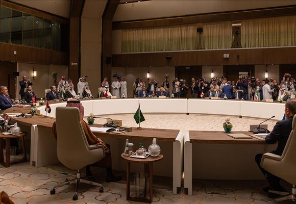 Suudi Arabistan'da Buluşan 12 Bölge Ülkesi İran'ı Kınadı