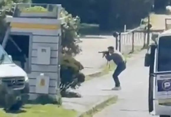 Beşiktaş’ta İsrail Konsolosluğu Önündeki Polis Noktasına Saldırı