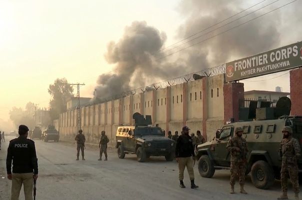 Pakistan'ın Kuzeyinde İntihar Saldırısı