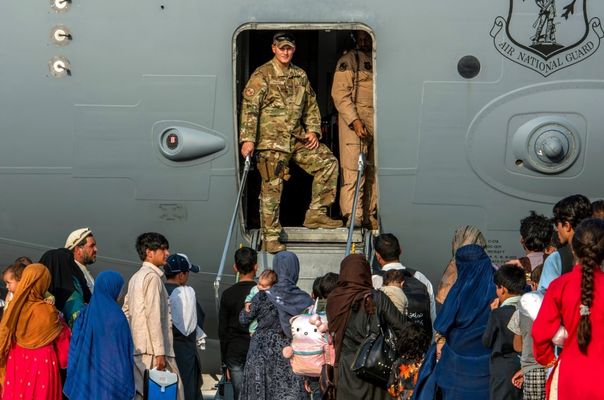 ABD, Kendisine Çalışan Afganları Afrika’ya Göndermek İstiyor