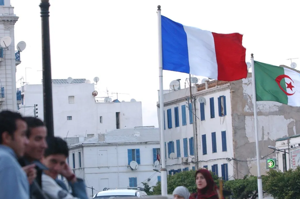 Cezayir, Fransız Sömürgeciliğini Suç İlan Etti