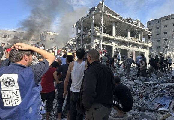 BM ve STK’lardan Tepki: Siyonist İsrail İnsani Yardımı Savaş Stratejisine Dönüştürdü