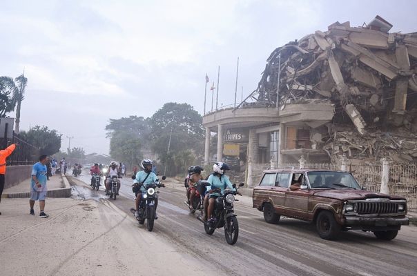 Venezuela'da "İkiz Deprem" Felaketi: 7,2 ve 7,5'lik Yıkım