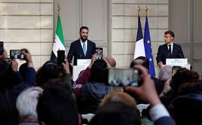 Ahmed Şara, Macron'un Arabuluculuk Görüşmesine Katılmadı İddiası: Telefonlarını Açmadı