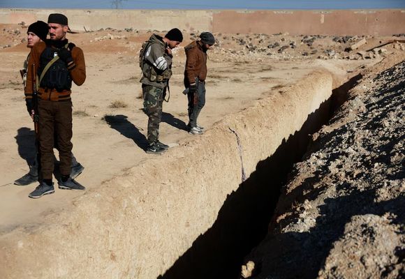 Suriye'de Toplu Mezarlar Ortaya Çıkarıldı: Esad Rejiminin Ölüm Makineleri