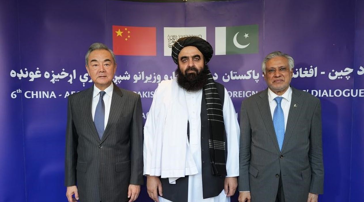 Pakistan ve Afganistan Çatışması: Doğu Türkistan'da Ateşkes Girişimi