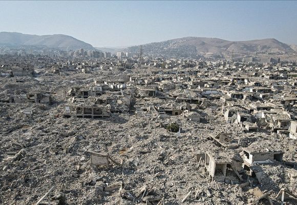 Suriye'de Merkezi Yönetim Arayışı: Zorluklar ve Fırsatlar