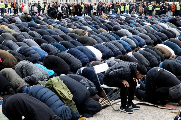Danimarka Ezanı Yasaklamaya Hazırlanıyor