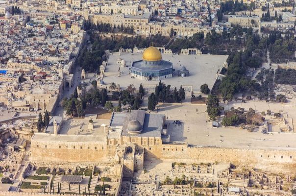 Mescid-i Aksa 41 Günün Ardından İbadete Açıldı