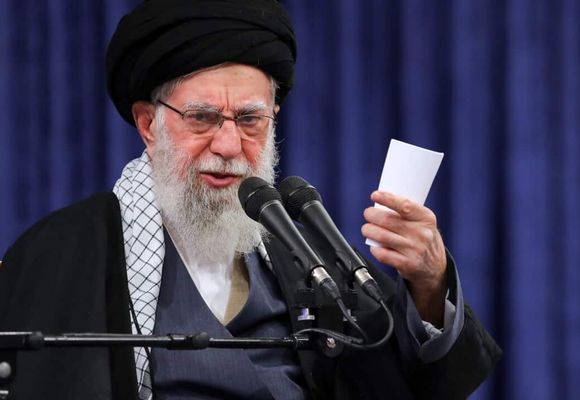 Hamaney İlk Saldırıda Nasıl Öldürüldü? Aylar Süren İstihbarat Planı