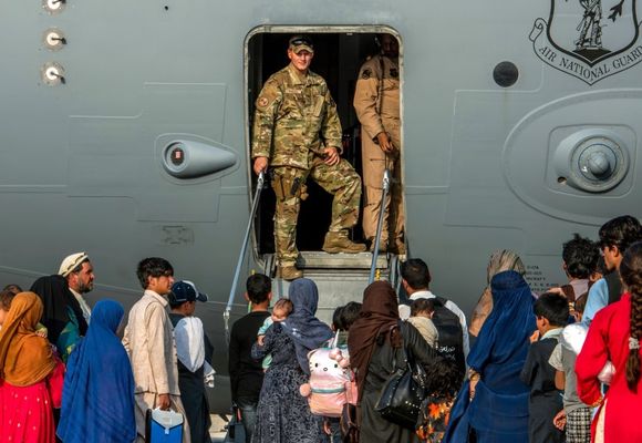 ABD, Kendisine Çalışan Afganları Afrika’ya Göndermek İstiyor