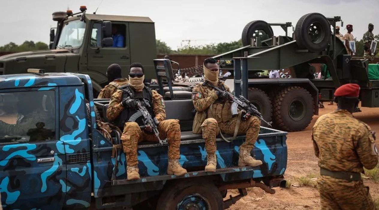 Burkina Faso’da Katliam Gibi Saldırı: 200 Askerin Öldürüldüğü Öne Sürüldü