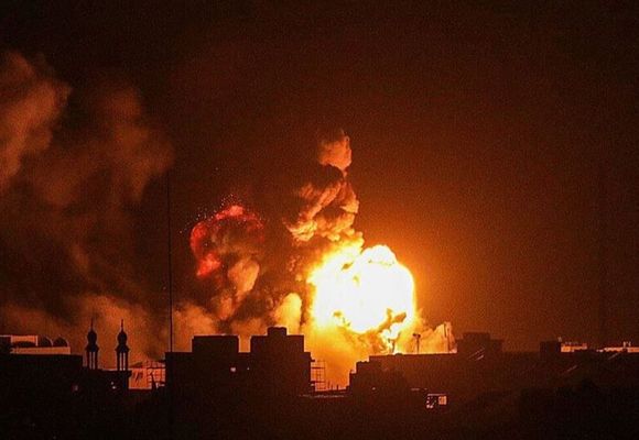 Pakistan, Afganistan'a Resmen Savaş İlan Etti: Kabil Bombalandı