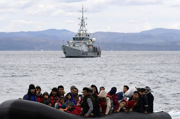Yunanistan Açıklarında Göçmen Teknesi Battı: En az 78 Can Kaybı