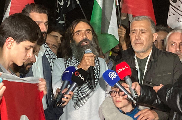 Sumud Aktivisti Zeynel Abidin Özkan Yurda Döndü! Türk Pasaportlu Askerler Bizi Gözaltına Aldı