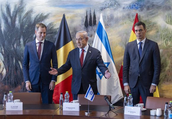 İspanya, İsrail'deki Büyükelçisini Geri Çekti