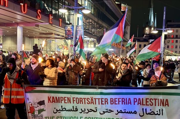 Yılbaşı Kutlamasını İptal Edip Filistin İçin Yürüdüler