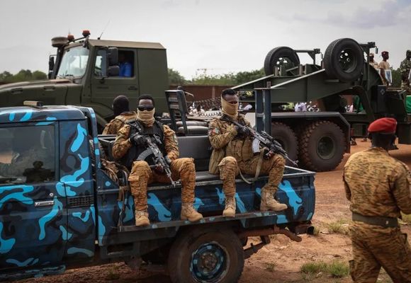 Burkina Faso’da Katliam Gibi Saldırı: 200 Askerin Öldürüldüğü Öne Sürüldü