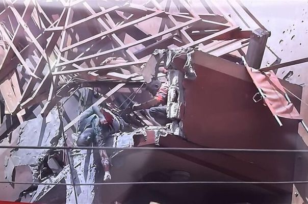 İsrail Canlı Yayında Hastane Vurdu: Gazeteciler ve Sağlıkçılar Dahil En Az 19 Şehit