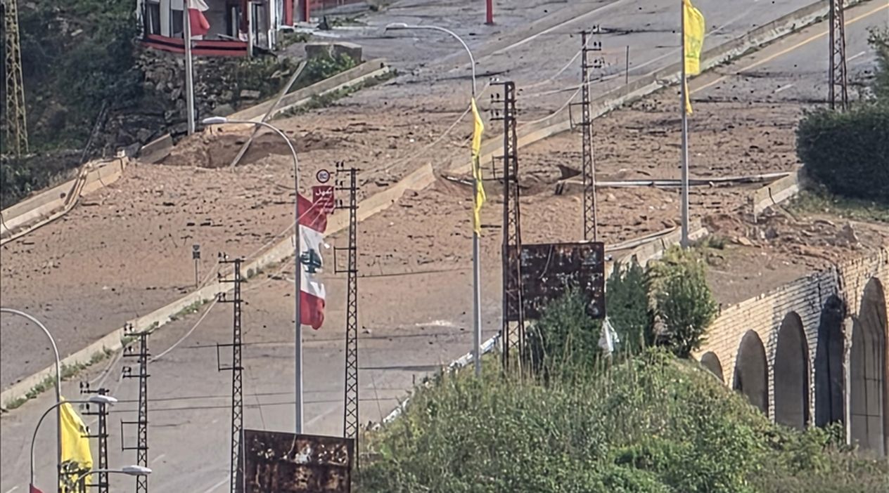 İsrail Lübnan'ın Güneyini İkiye Ayıran Köprüleri Vuruyor