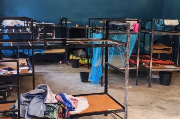 Nijerya’da Okullara Silahlı Saldırı: Yüzlerce Öğrenci Hâlâ Rehin