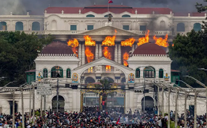 Nepal'de Neler Oluyor?