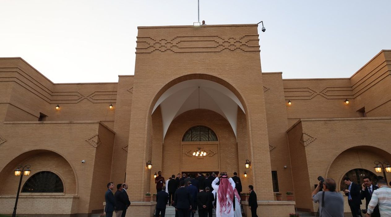 Suudi Arabistan'da 7 Yıl Sonra İran Büyükelçiliği Resmen Açıldı