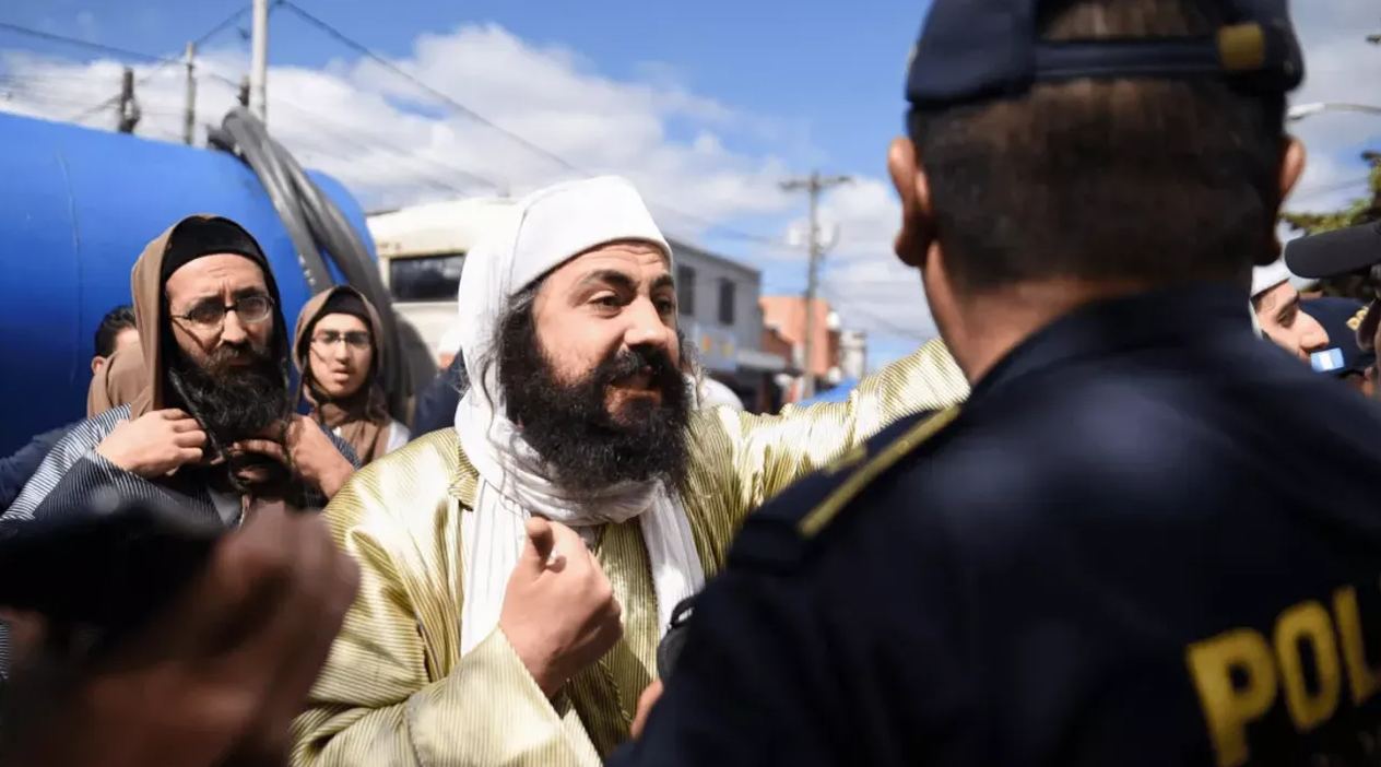 Sapkın Yahudi Tarikata Baskın Düzenlendi: 17 Çocuk Kurtarıldı