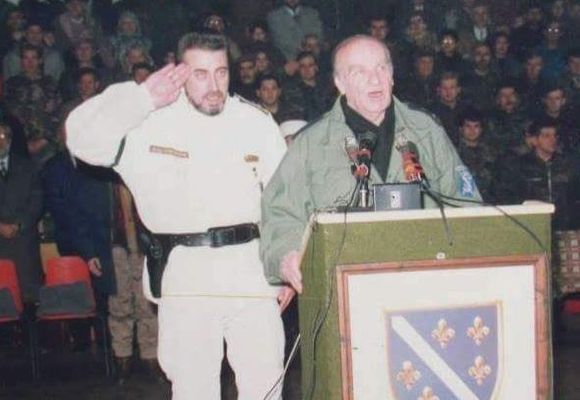 Bosna Savaşı’nın Ünlü Komutanı ve Nakşibendi Şeyhi Halil Brzina 72 Yaşında Vefât Etti