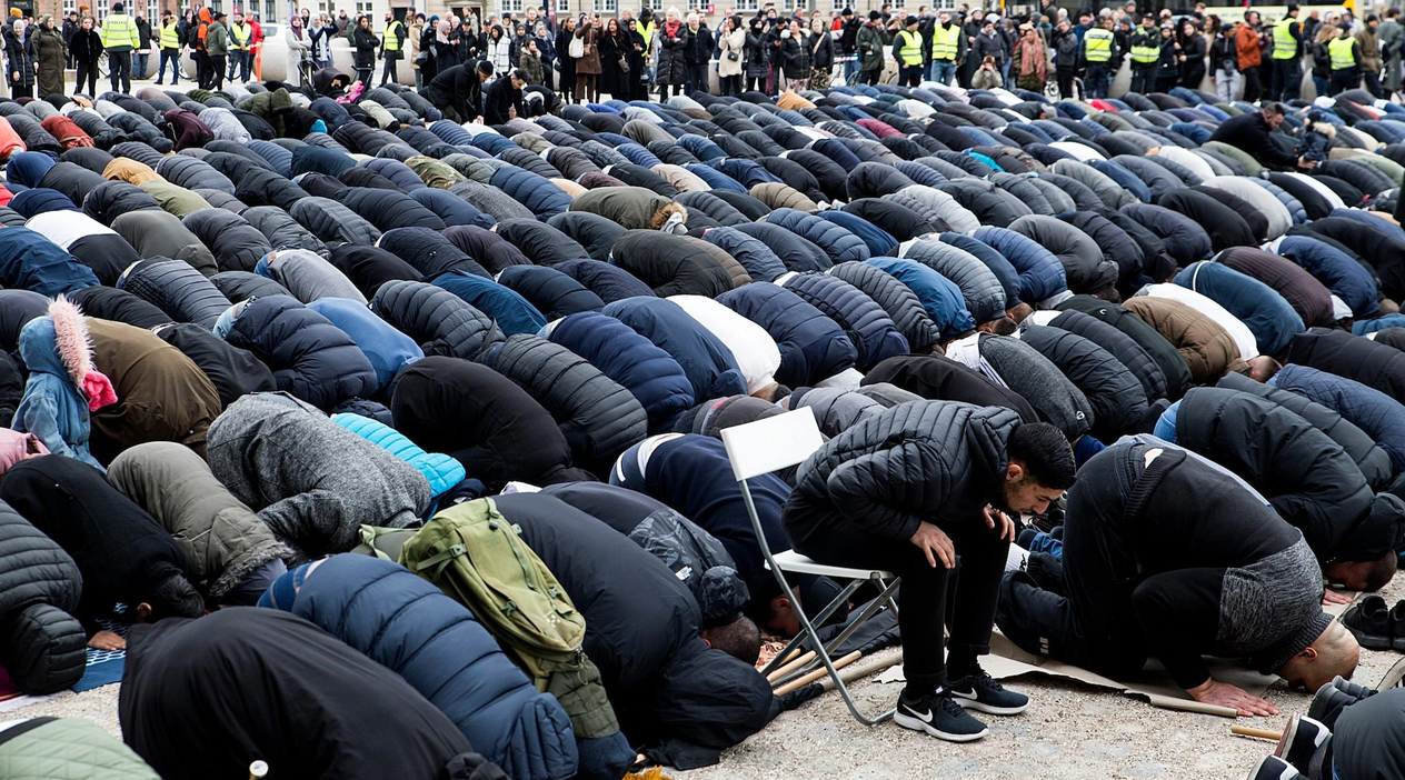 Danimarka Ezanı Yasaklamaya Hazırlanıyor
