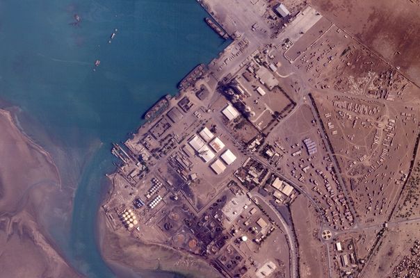 Gazze İşgalinin Ardından Hudeyde Limanı’nı Vuran İsrail’e Yemen Füze ile Karşılık Verdi