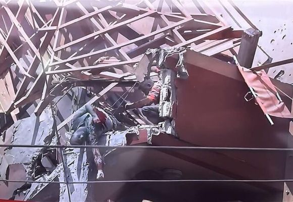 İsrail Canlı Yayında Hastane Vurdu: Gazeteciler ve Sağlıkçılar Dahil En Az 19 Şehit