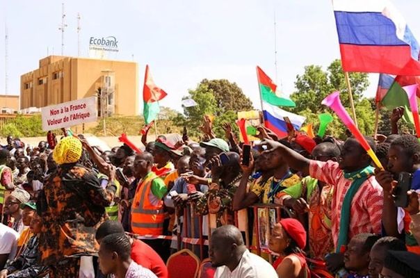 Burkina Faso, Fransız Askerlerinin Ülkeden Ayrılmasını İstedi