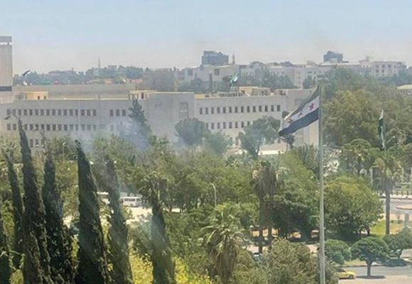 İsrail, Suriye'nin Genelkurmay Karargâhı'nı Vurdu!