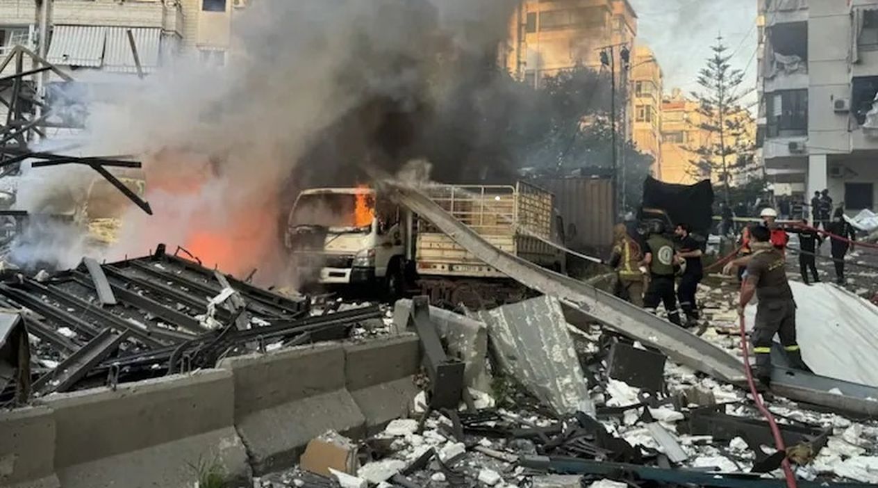 Siyonist İsrail Suriye Cumhurbaşkanlığı Sarayı Yakınlarını Bombaladı!