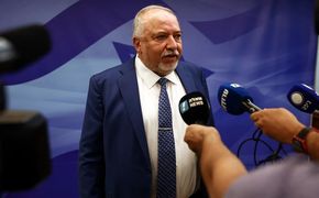 Lieberman: Netanyahu, Gazze’de IŞİD Benzeri Çetelere Silah Veriyor