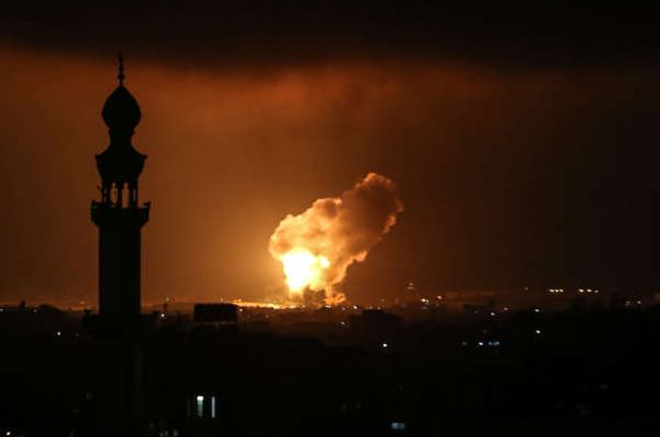 "İsrail,  Suriye'de hava saldırısı düzenledi"