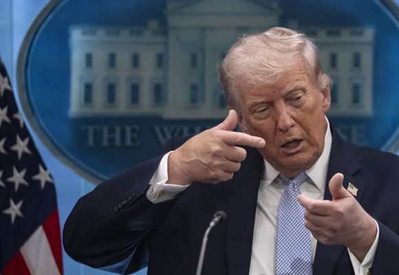 Trump İran’a Yönelik Büyük Saldırı için Tarih Verdi