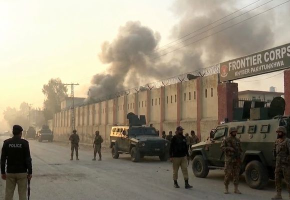 Pakistan'ın Kuzeyinde İntihar Saldırısı