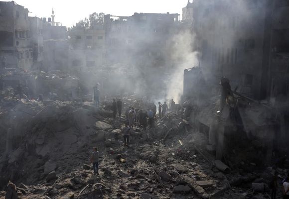 Gazze’de Sözde “Ateşkes”: İsrail Bomba Yağdırdı